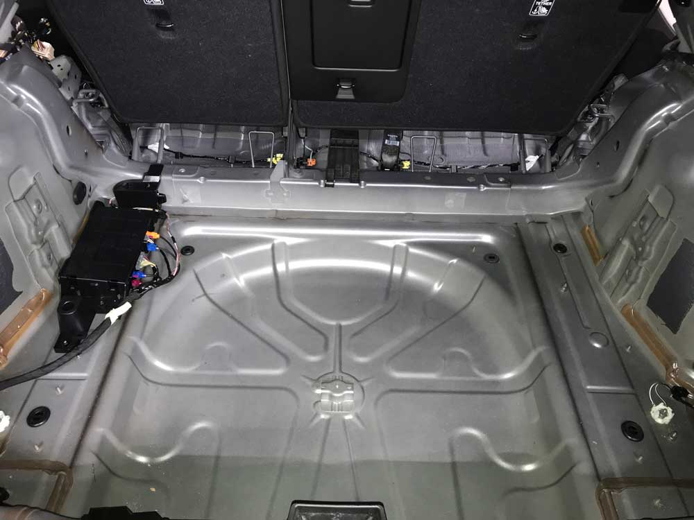 Шумоизоляция багажника Volvo XC-40