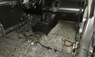 Шумоизоляция пола салона Mitsubishi Pajero