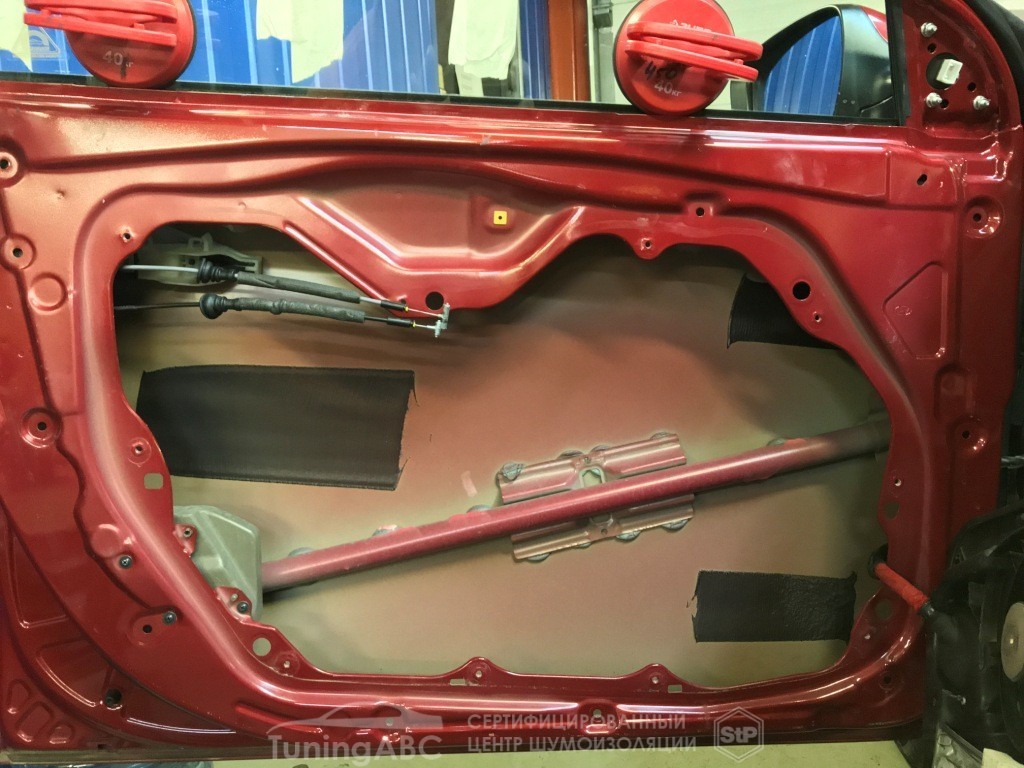 Шумоизоляция дверей Hyundai Elantra