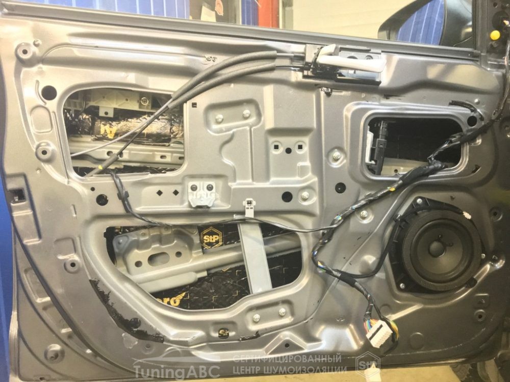 Шумоизоляция двери Hyundai Solaris