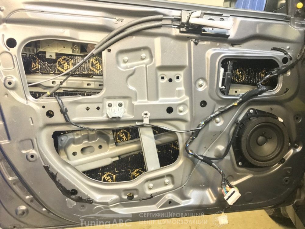Шумоизоляция двери Hyundai Solaris