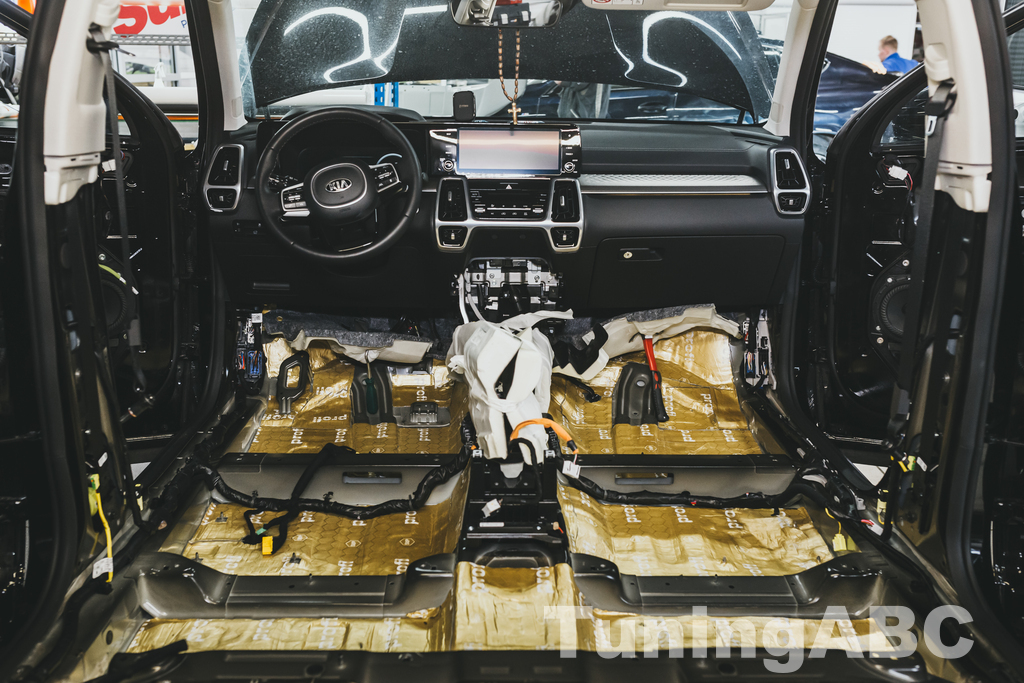 Шумоизоляция пола KIA Sorento