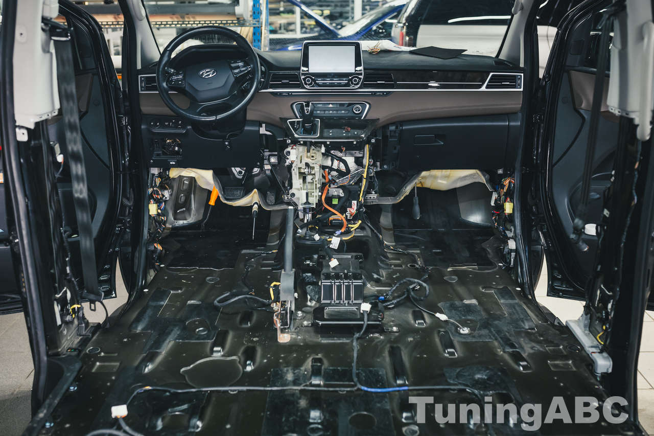 шумоизоляция пола Hyundai Grand Starex