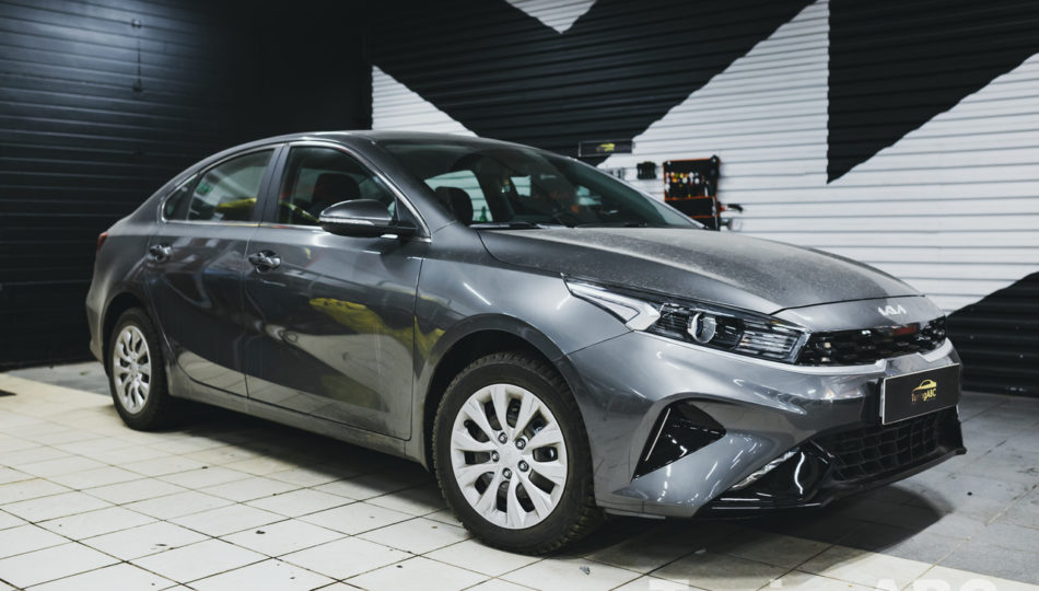 kia-cerato-glavnaa