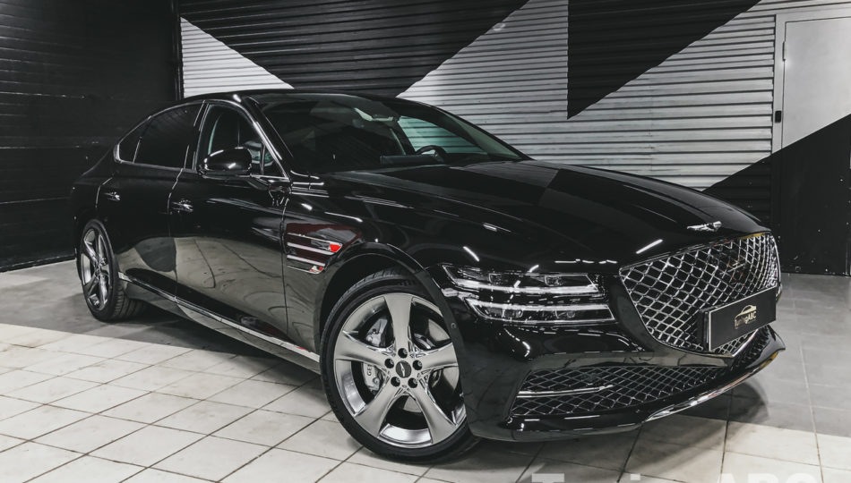 genesis-g80-glavnaa
