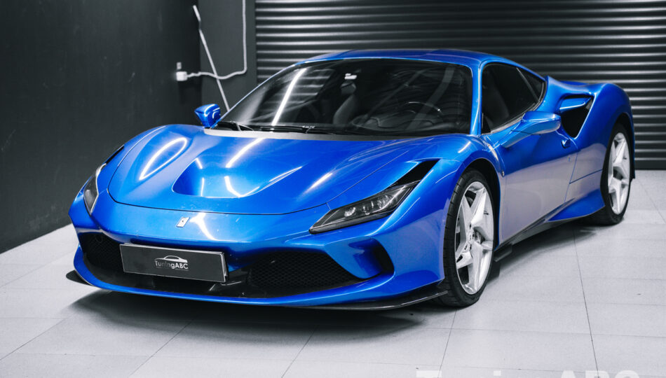 ferrari-f8-tributo-glavnaa